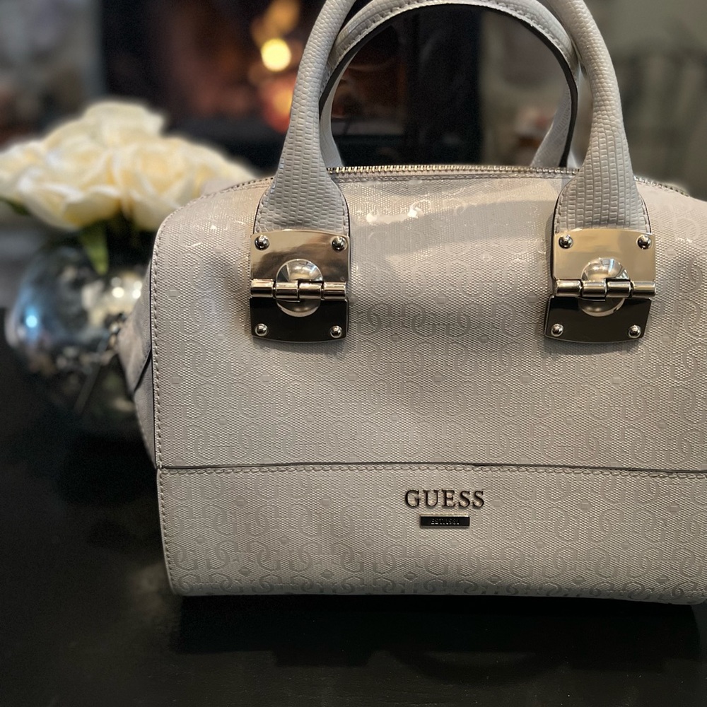 Guess satchel with leopard print interior